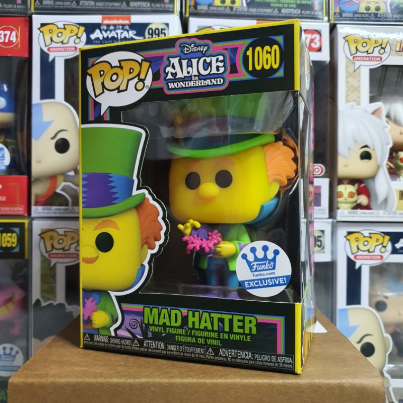 Đồ chơi mô hình funko pop 1060 Mad Hatter (Black Light) - Disney
