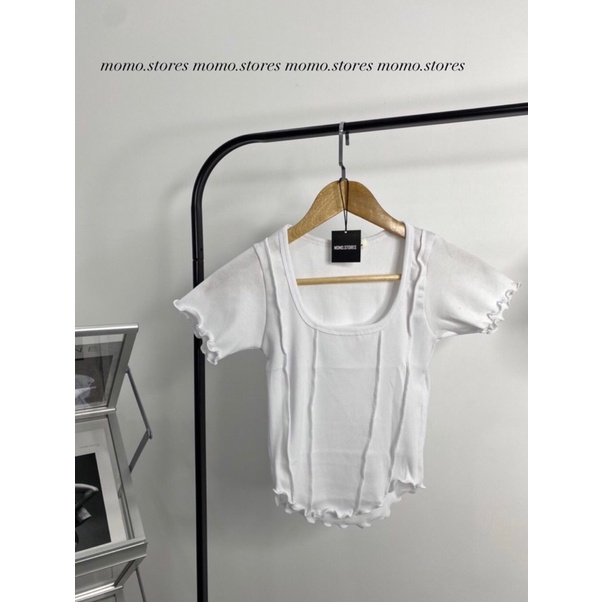 Áo croptop thun hoạ tiết viền năng động