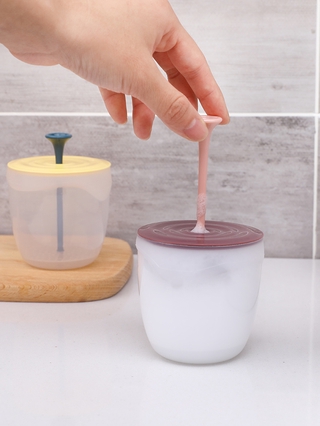 Máy tạo bọt sữa rửa mặt xách tay