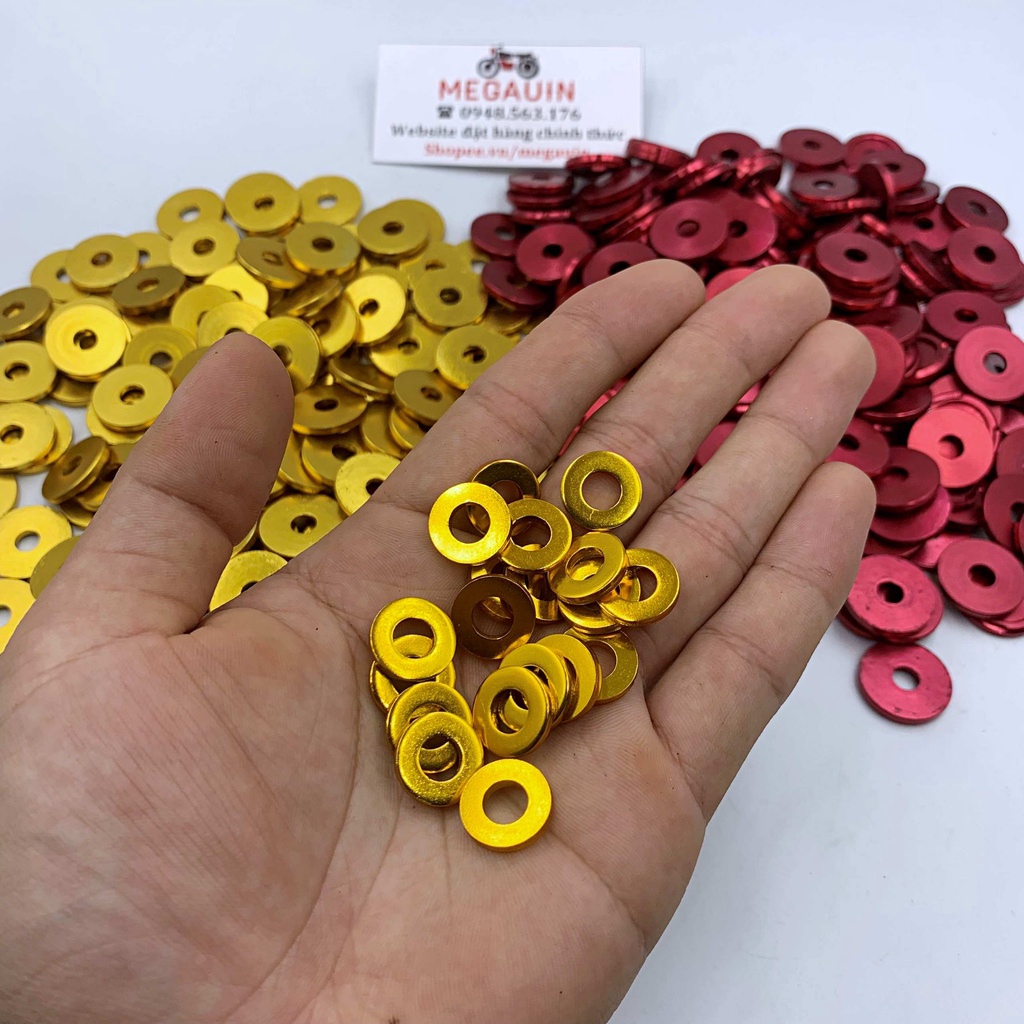 Lông đền lắp lốc máy màu đỏ, vàng