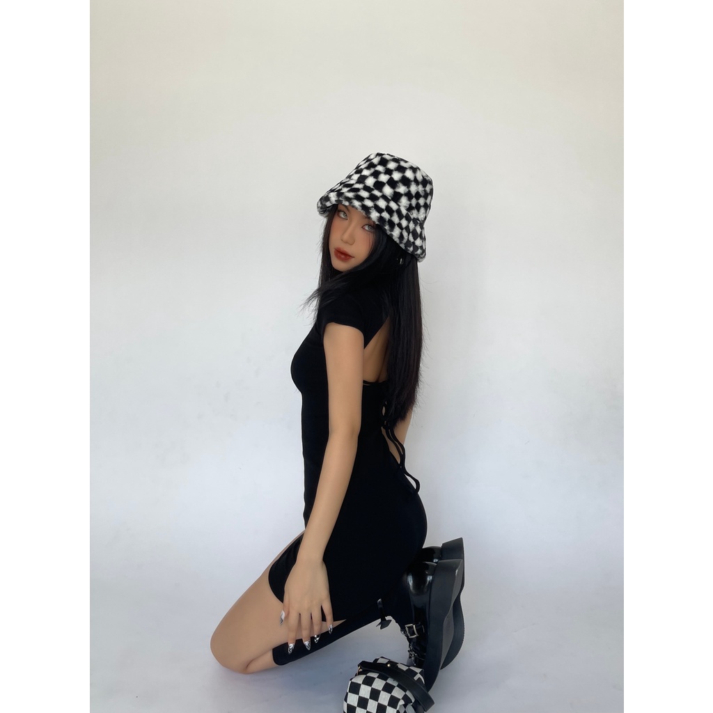 Đầm ôm body hở lưng tay ngắn - M DRESS - DEPASS