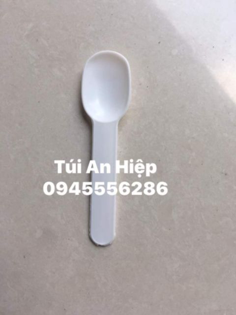 Thìa sữa chua trắng đẹp (500 gram) | Disposable, small plastic spoons