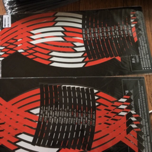 Tem phản quang sprit beast l17 chỉ có màu đỏ trắng