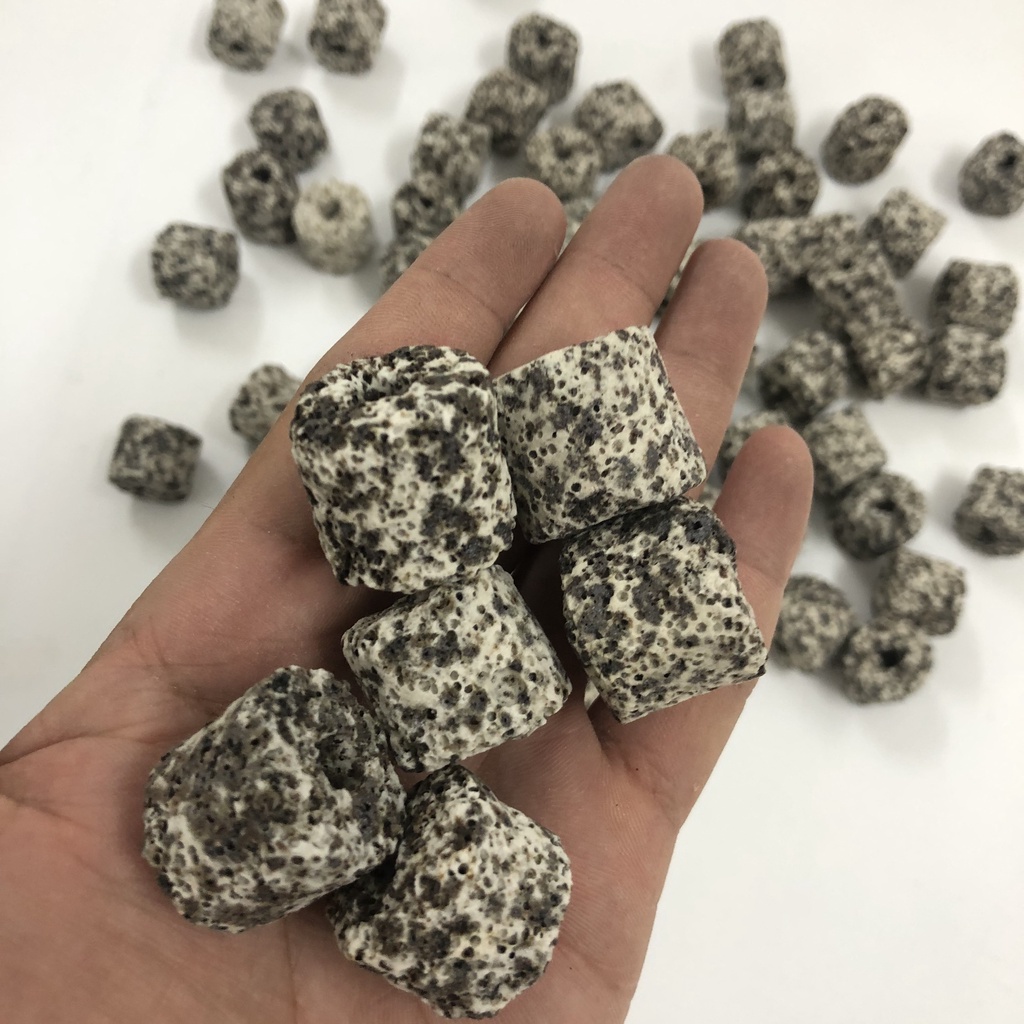 Sứ muối tiêu 1kg ( vật liệu lọc bể cá )