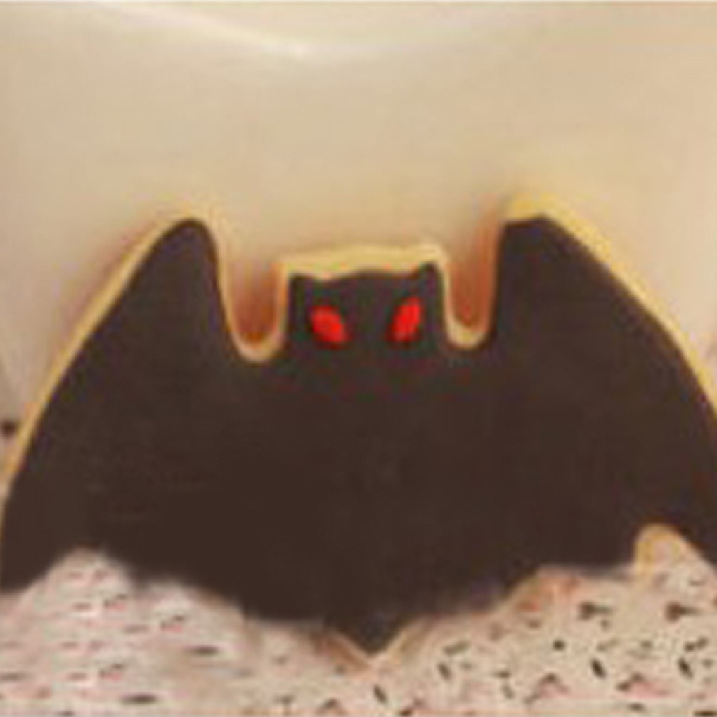 Khuôn bánh hình dơi trang trí halloween