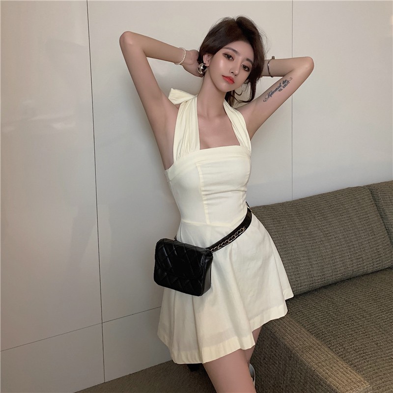 [Mã WASTMAY giảm 15% tối đa 30K đơn 150K] JANE'S Đầm yếm hở lưng xoè nhẹ Paris dress C045