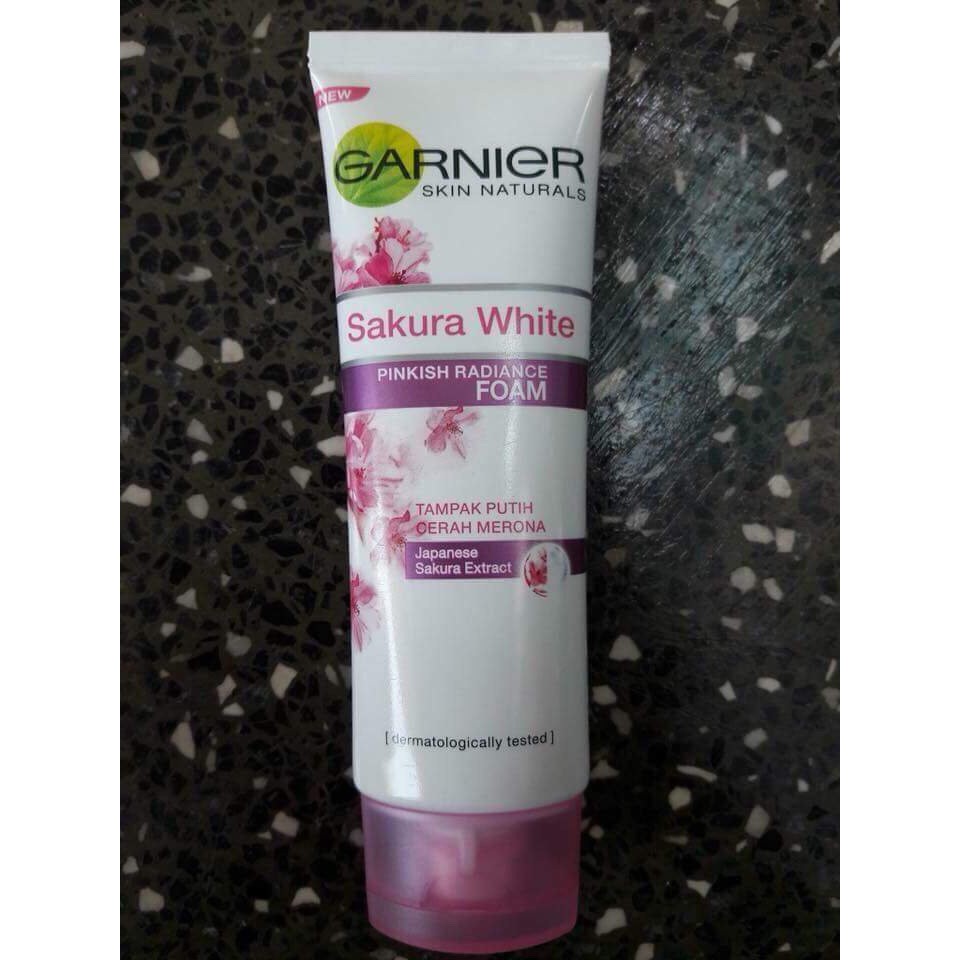 SỬA RỬA MẶT TRẮNG DA - SAKURA WHITE⛱️- GARNIER - LIGHT COMPLETE WHITE SPEED