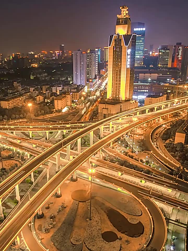 Máy hút bụi công nghiệp công suất lớn 1200W dung tích 18L với 3 chế độ hút khô, ướt và thổi. Bảo hành 3 năm toàn quốc. | BigBuy360 - bigbuy360.vn