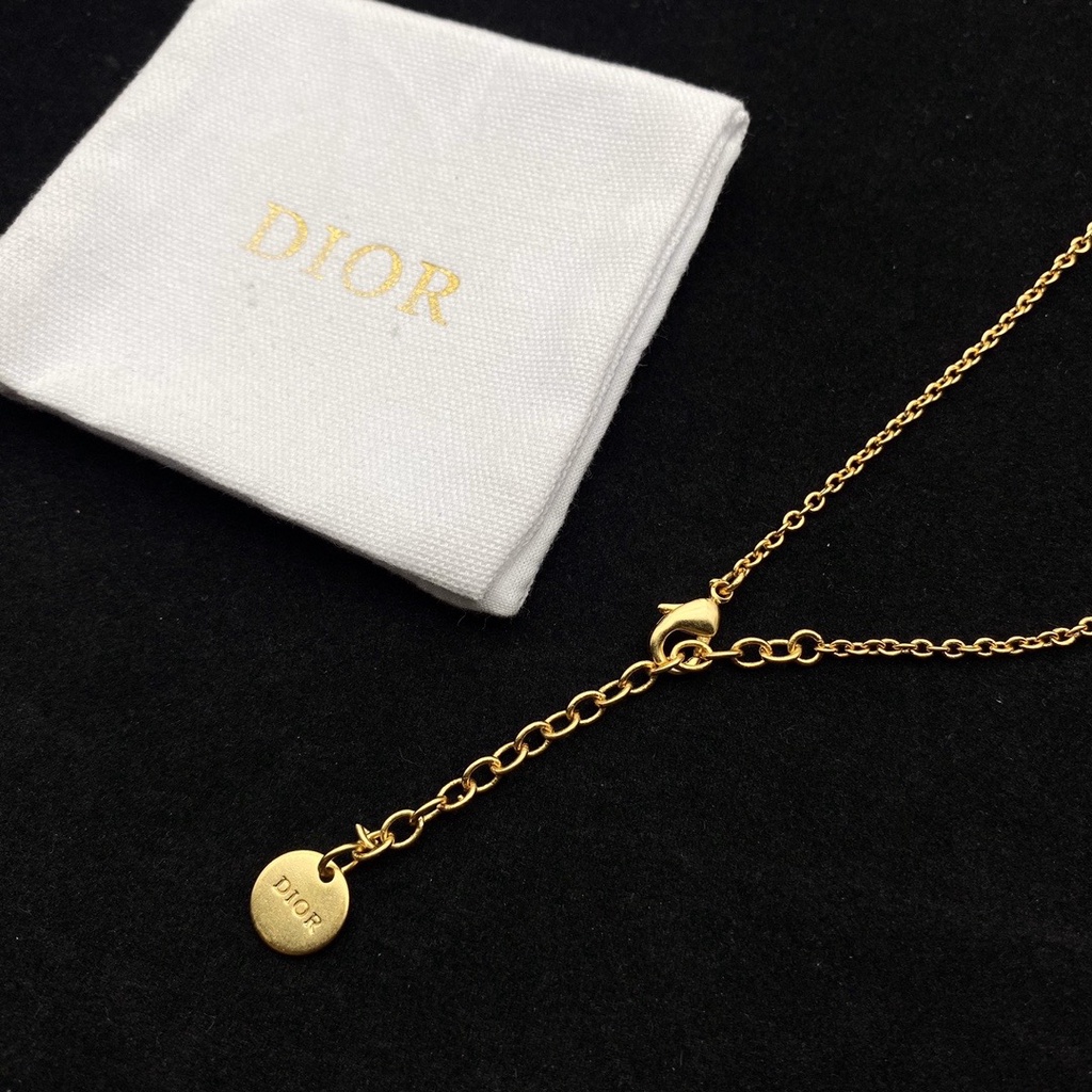 Vòng cổ Mặt Chữ Dior Thời Trang Thanh Lịch Đáng Yêu Chất Lượng Cao