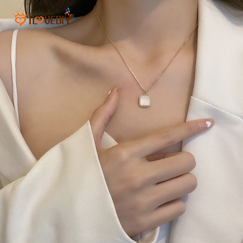 Vòng cổ Mặt Vuông Đơn Giản Thanh Lịch Thời Trang Cho Nữ