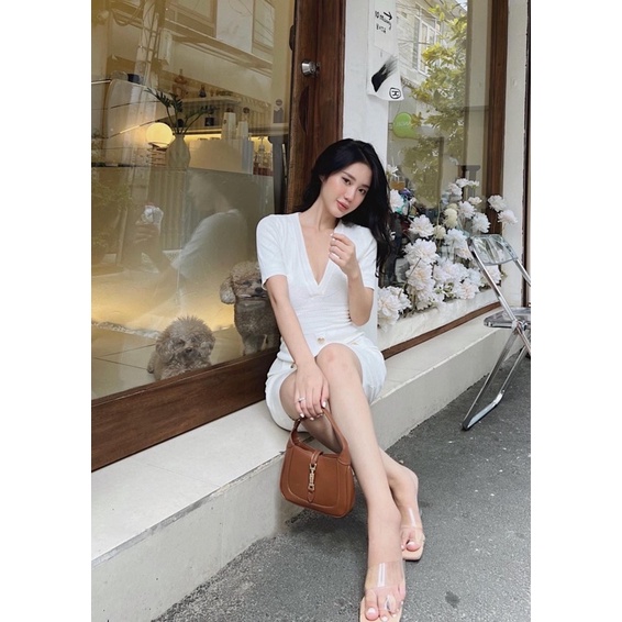Đầm Body Dệt Kim Tay Ngắn Cổ Chữ V , đầm dáng ôm phối khuy đồng sexy