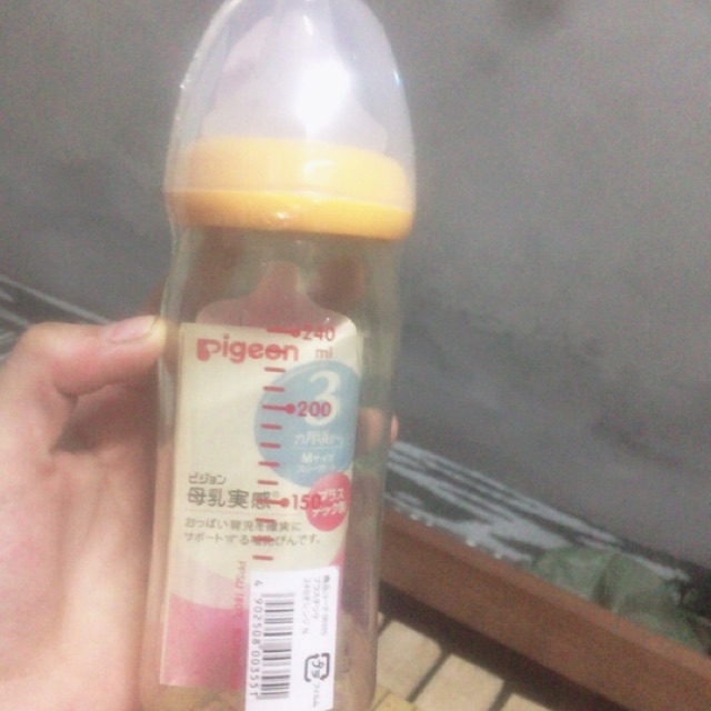 Bình Pigeon 160ml và 240ml