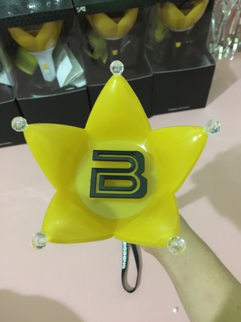 LIGHTSTICK ĐÈN CỔ VŨ BIGBANG VER 4