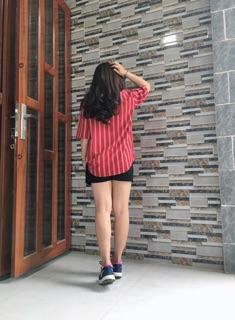 Áo Sơ mi oversize đỏ 2 sọc trắng - tay ngắn