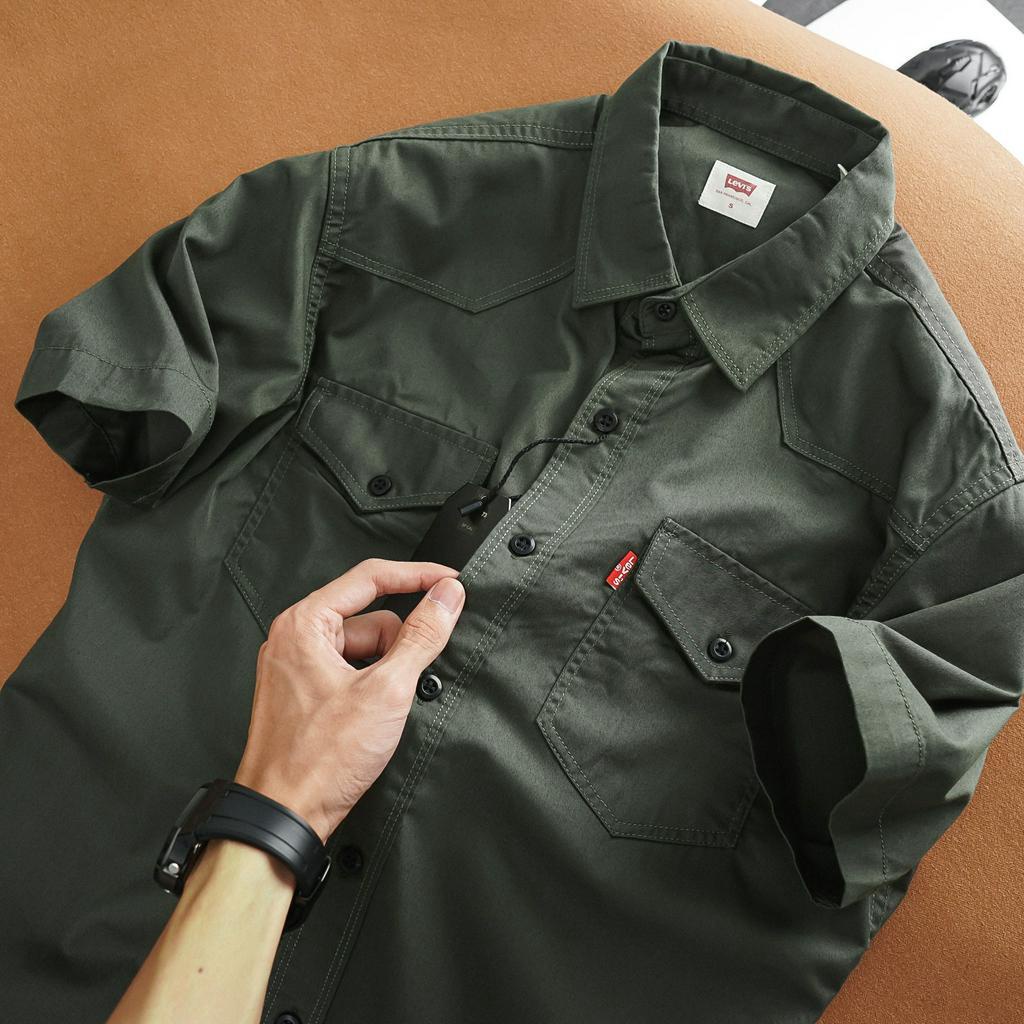 Áo sơ mi tay ngắn L.V, sơ mi nam dài ngắn chất vải mềm mịn sang trọng thanh lịch màu xanh rêu, đen - Basichouse