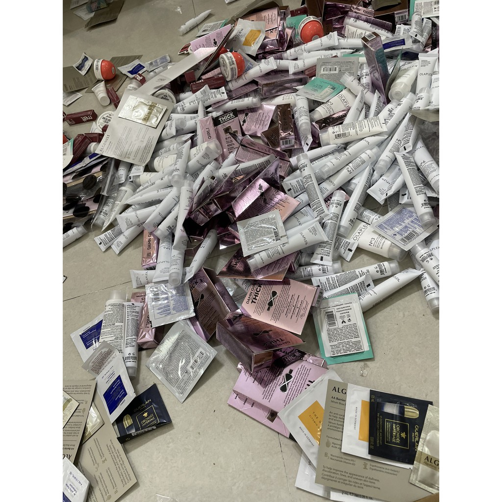 Sample Ngẫu nhiên các hãng khác nhau Korres Greek Yoghurt Foaming Cream Cleaner