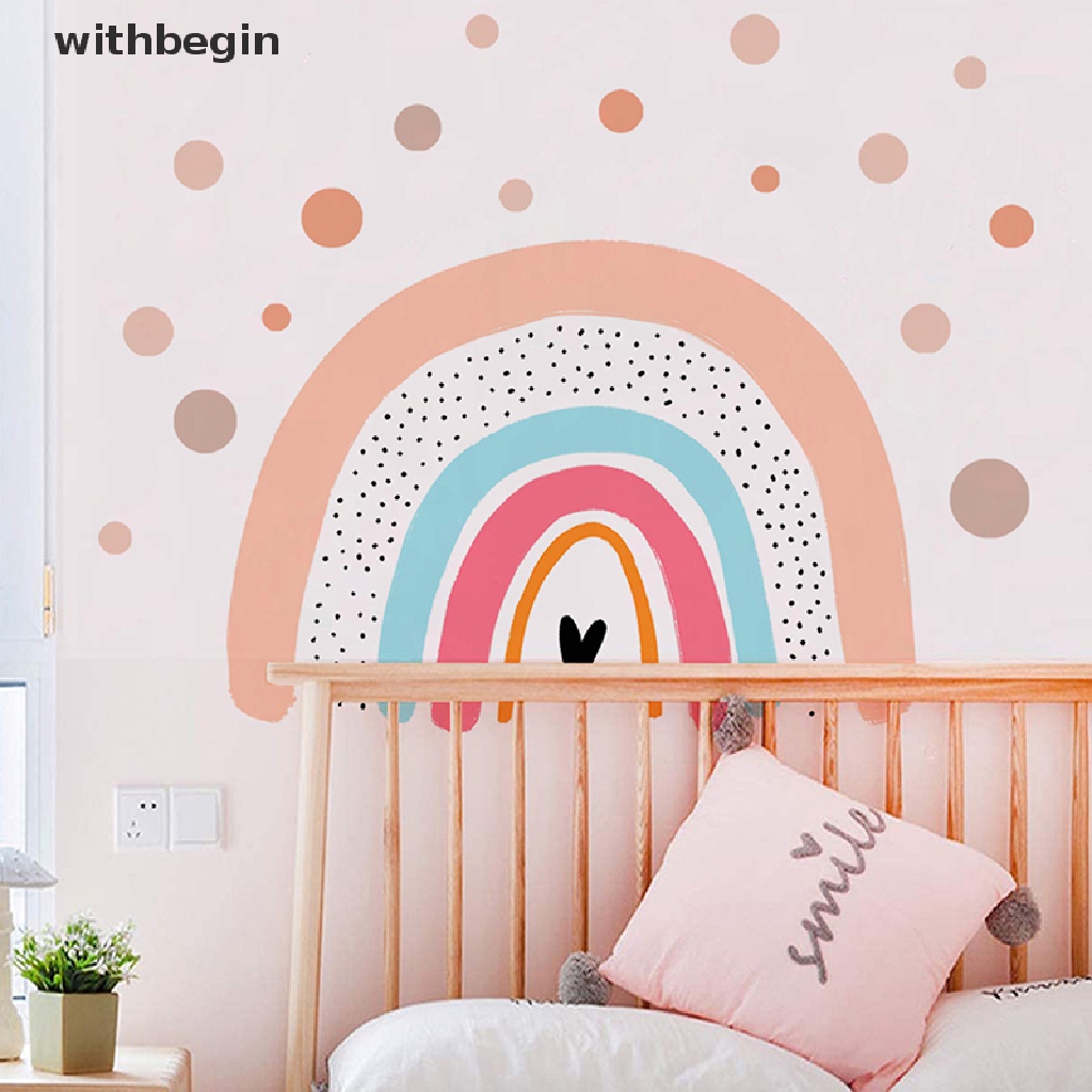 Miếng dán tường hình trái tim màu cầu vồng trang trí phòng ngủ cho bé