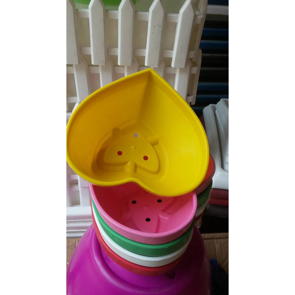 combo 50  chậu nhựa trồng cây hình trái tim