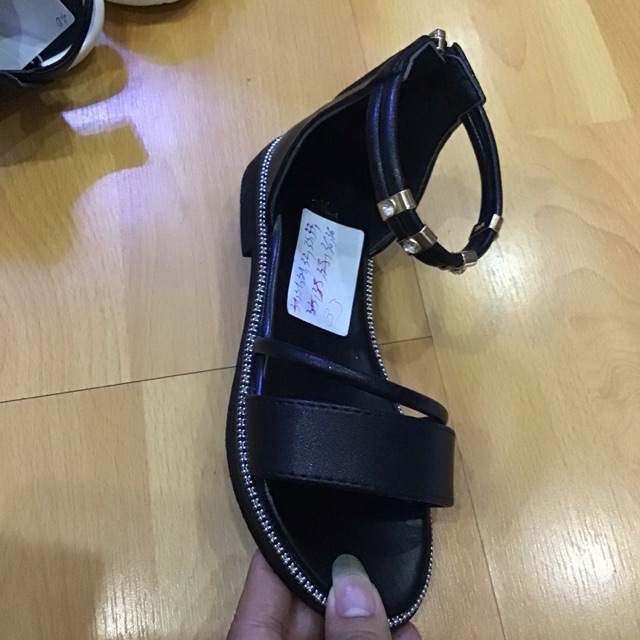 Dép trẻ em mã sỉ 366