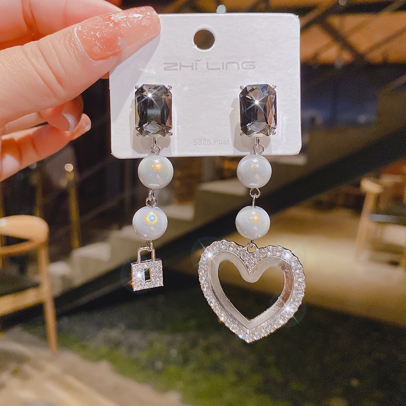 Khuyên Tai Nữ Đính Ngọc Thời Trang Hàn