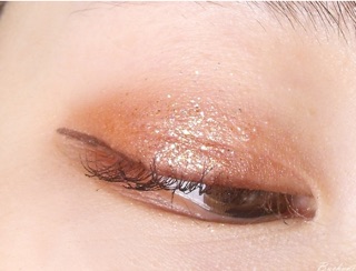 Phấn mắt Holika Foil Shock Shadow