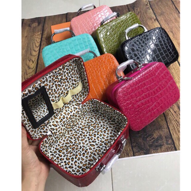 Cốp đựng mỹ phẩm mini tiện dụng