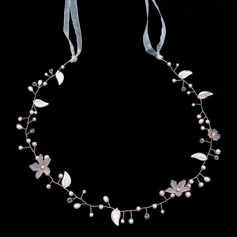 Vòng hoa đội đầu cô dâu đính hạt ngọc trai xinh xắn