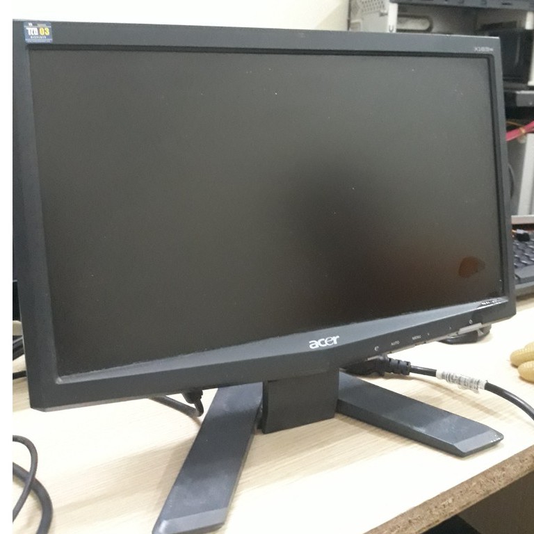 Màn hình máy tính acer 16in wide thanh lý văn phòng