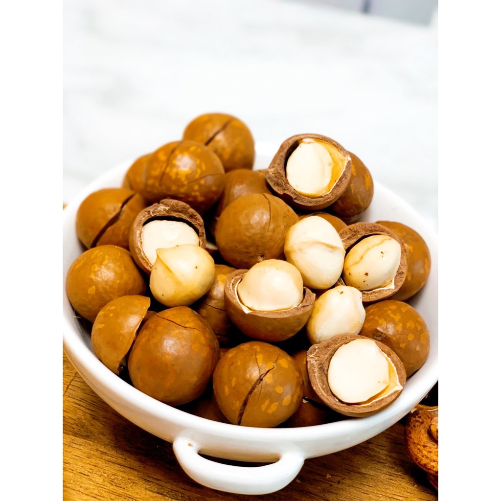 Hạt macca Tây Nguyên sạch nhà mẹ Bơ - Loại 1