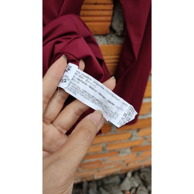 Đầm body size S hiệu Zara