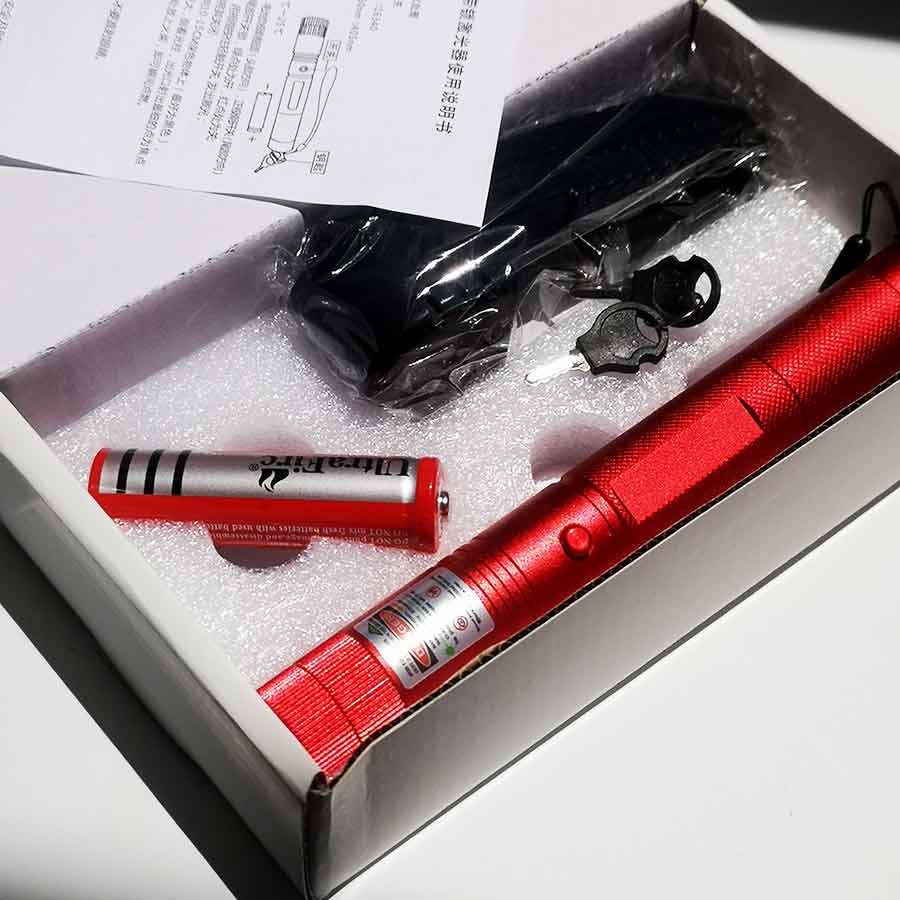 Đèn Laze Laser Công Trình 303 Tia Xanh Lá Pin Sạc Vỏ Đỏ