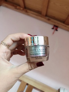 Kem dưỡng estee lauder revitalizing supreme