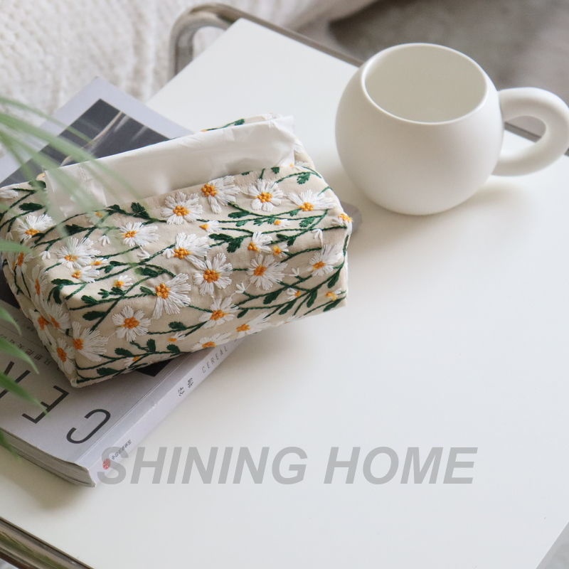 Hộp đựng khăn giấy bằng vải họa tiết hoa cúc trắng đen phong cách Nhật Bản