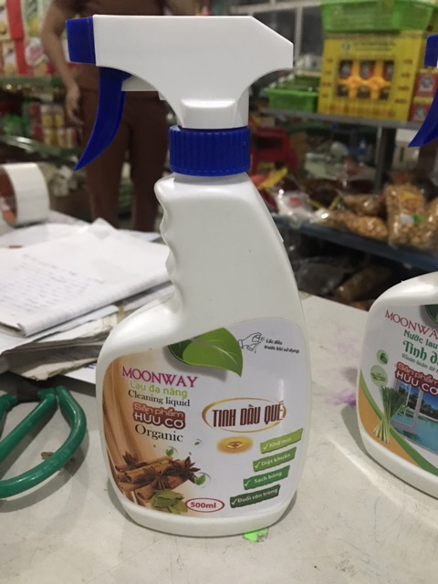 Nước Lau Đa Năng Hữu Cơ Moonway Tinh dầu Quế/Sả 500ml
