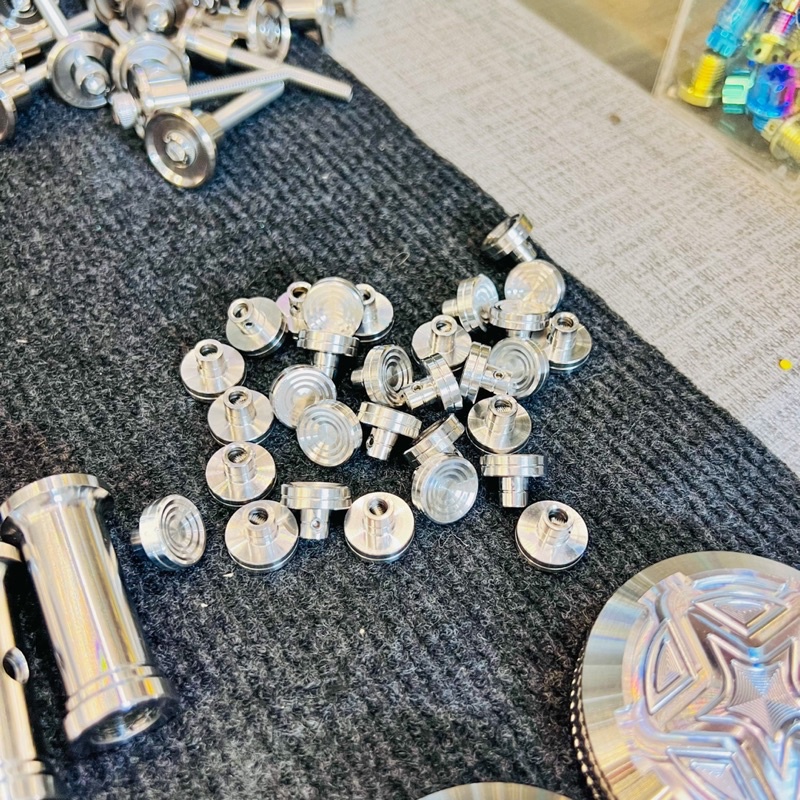 Núm Salaya gắn chỉnh tay thắng RCB ✌