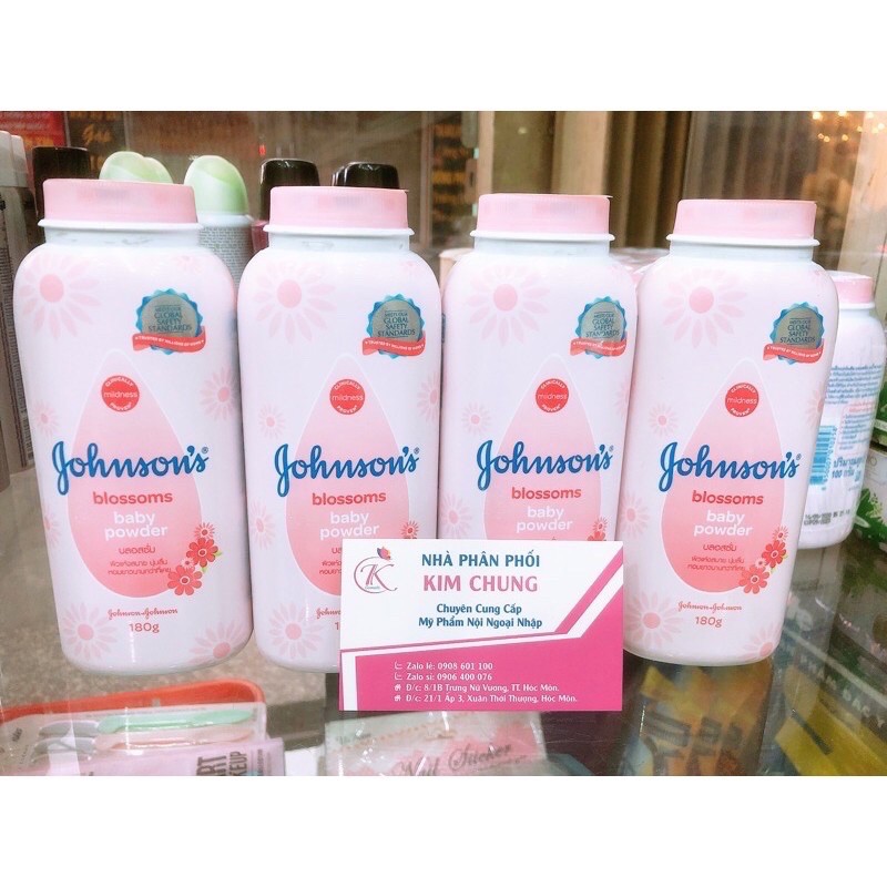 Phấn thơm Johnson’s Baby Blossoms baby powder