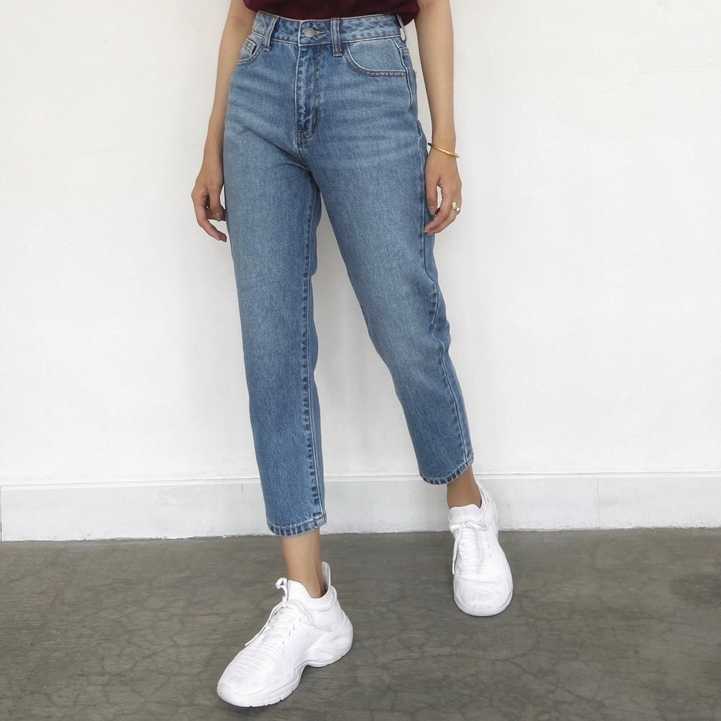 Quần Mom Jeans Nữ Form Dáng Baggy Ôm Vừa Ống Đứng Màu Xanh Có Wash Hông - Đùi  (M-02B)