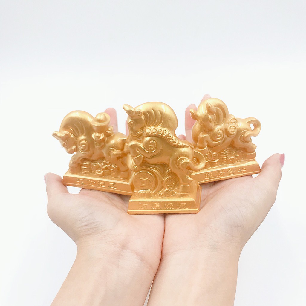 Tượng Trâu vàng phong thủy nhỏ xinh