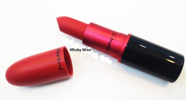 Son Mac ruby woo phiên bản vỏ đỏ mới