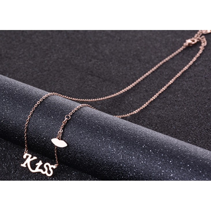 Dây chuyền Titan mặt chữ Kiss