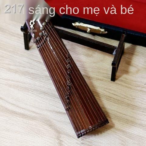【2021】Thuyền thủ công Làm bằng tay Mini Guzheng Guqin Mô hình Búp bê Nhạc cụ Đồ trang trí Cậu bé và Cô gái Bạn bè Sinh n