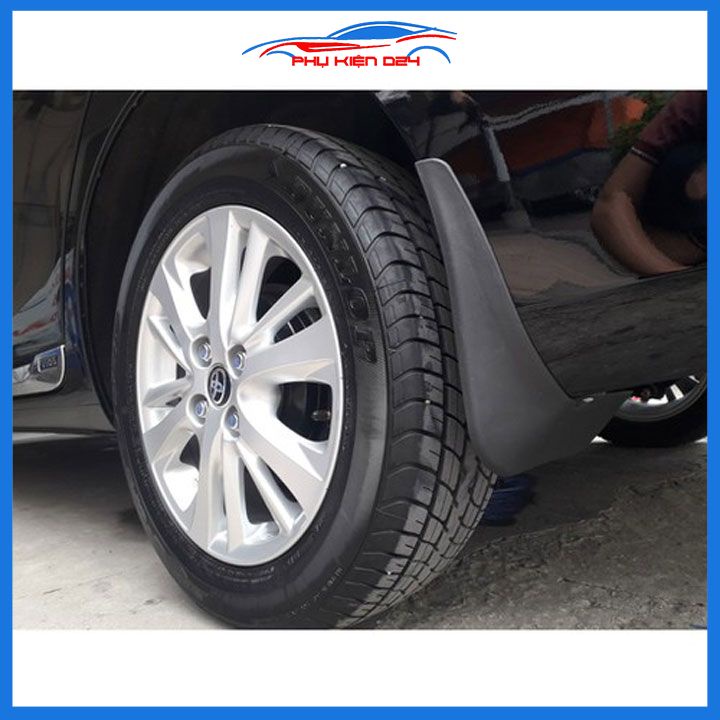 Bộ 4 chắn bùn chuẩn cho xe Vios 2019-2020-2021-2022-2023(kèm bộ ốc)