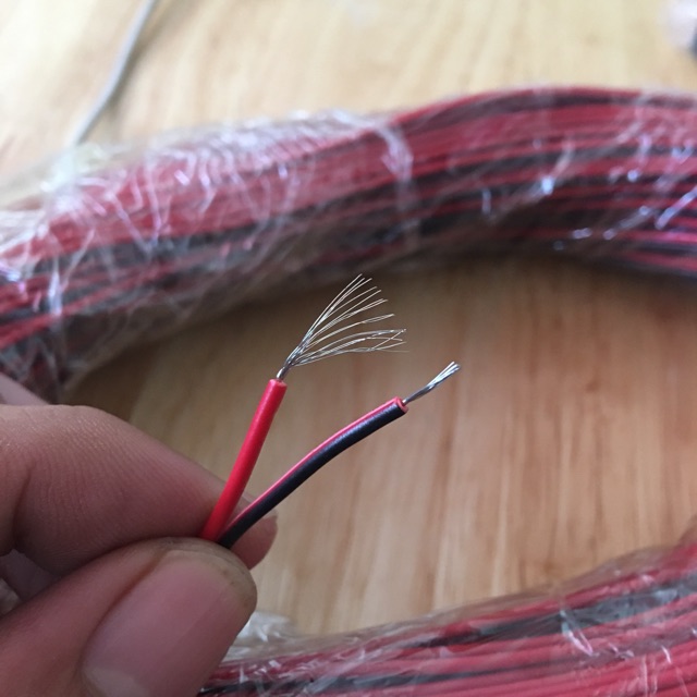 5 mét dây đồng, dây dẫn điện 2 pin 22 AWG vỏ PVC cách điện 2 màu đen đỏ dùng chế đèn LED, câu dây mạch điện tử...