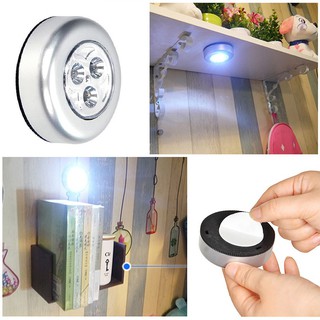 Đèn LED gắn tường dùng pin sạc