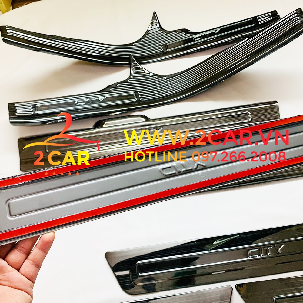 Ốp bậc chân trong, ngoài xe Honda City 2015-2020, 2021-2022 chất liệu Titan cao cấp