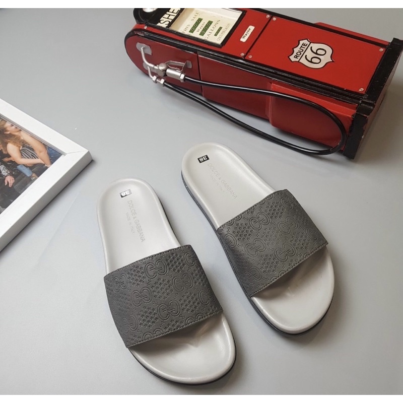 Dép da quai ngang có hoạ tiết dập chìm đế chống trơn, Dép thời trang trẻ trung phong cách đơn giản btshop từ 38 đến 42