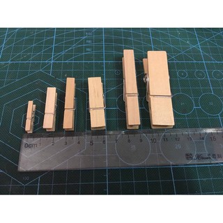 Kẹp gỗ trơn siêu bé kèm dây - Combo 50 chiếc