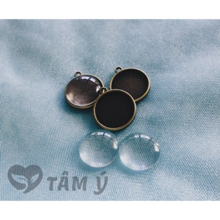 Mặt dây chuyền xi đồng vintage