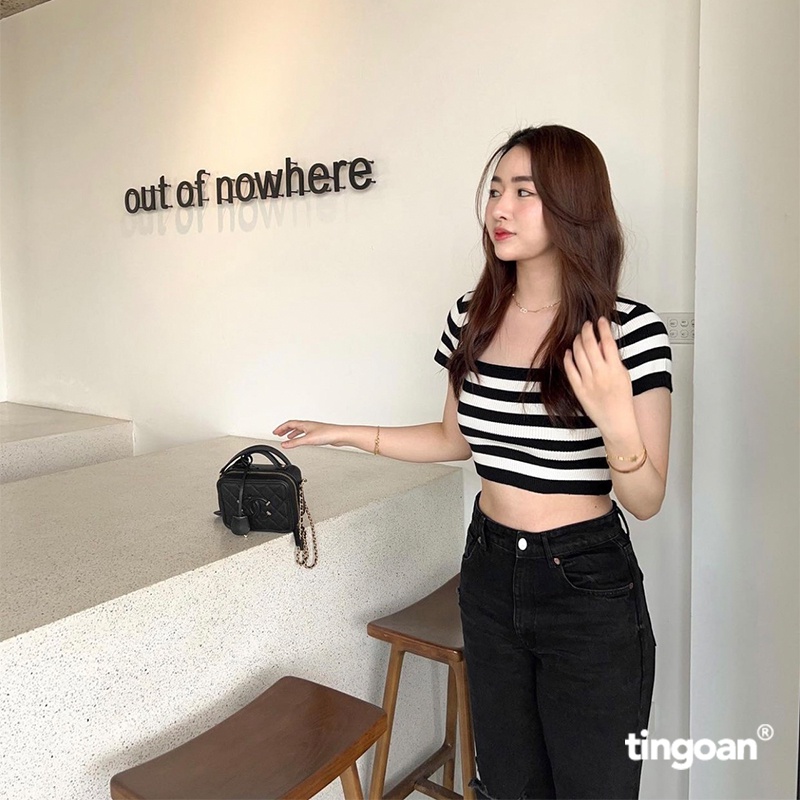 TINGOAN® - Áo len xù crop lửng ngắn tay cổ vuông kẻ trắng đen BORA BORA TOP/BL