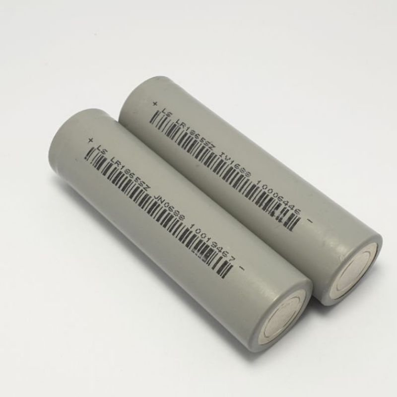 PIN SẠC LISHEN-18650 - 2600mah XẢ 5C  ĐIỆN ÁP 3.7V DÙNG CHO BOX SẠC DỰ PHÒNG